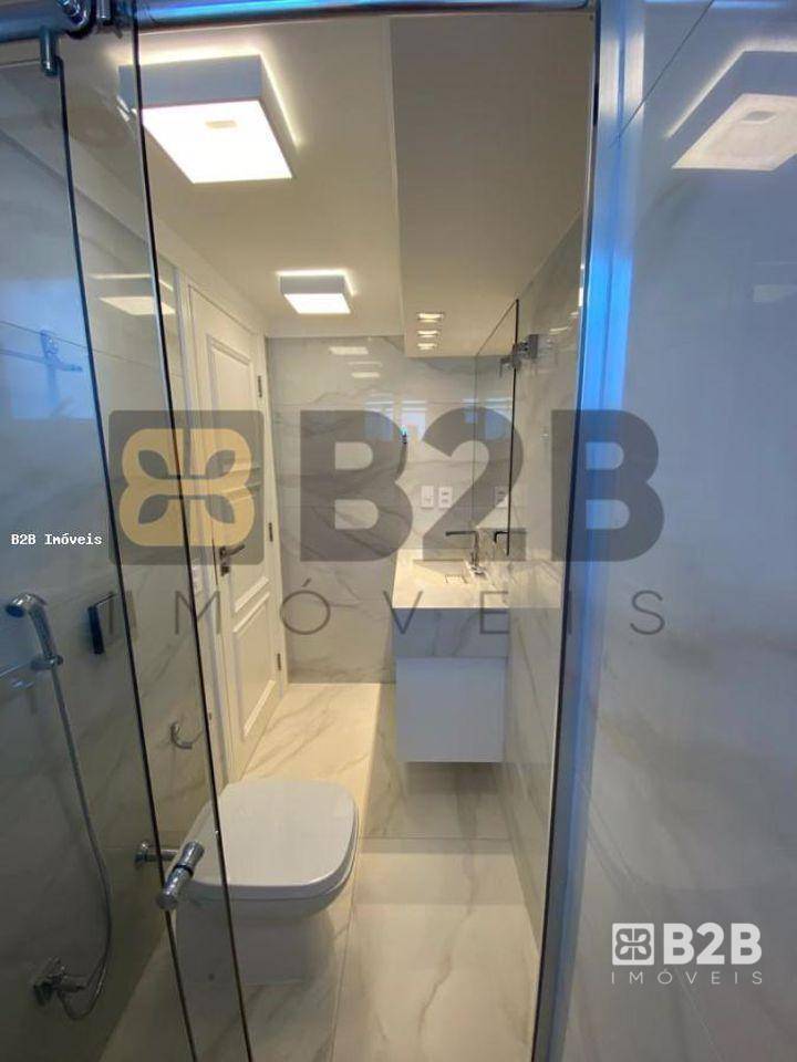Apartamento à venda com 3 quartos, 207m² - Foto 26