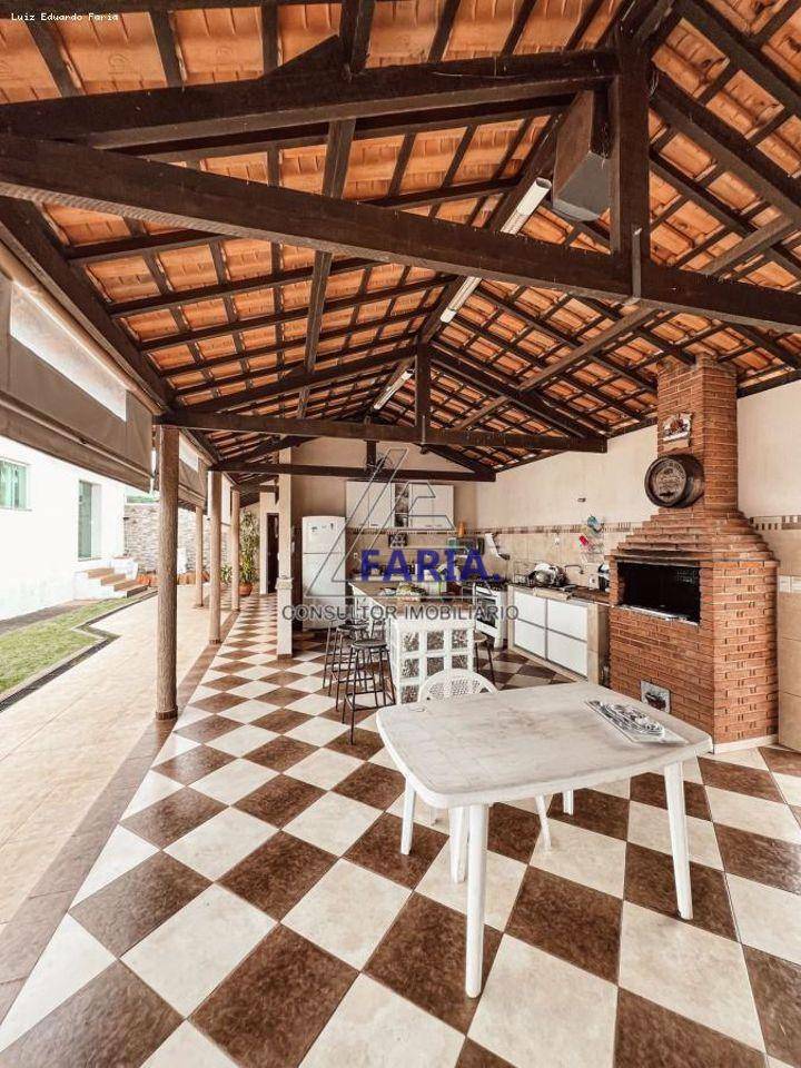 Casa à venda e aluguel com 5 quartos, 480m² - Foto 9