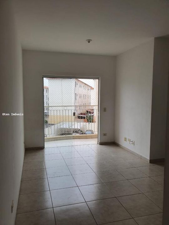 Apartamento à venda com 3 quartos, 73m² - Foto 1