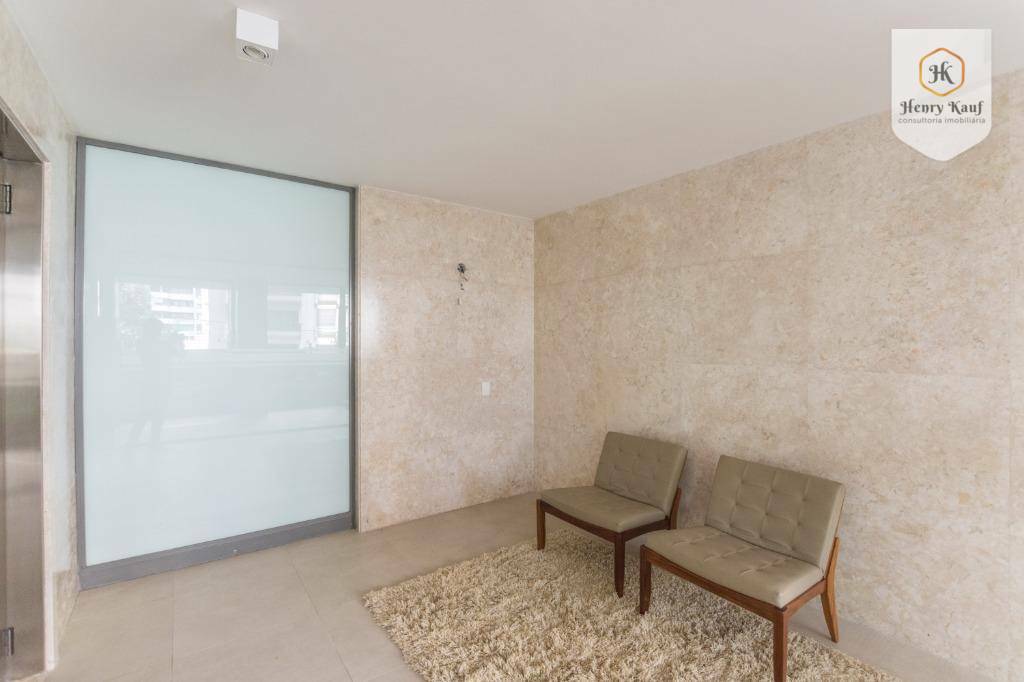 Apartamento à venda com 3 quartos, 197m² - Foto 21