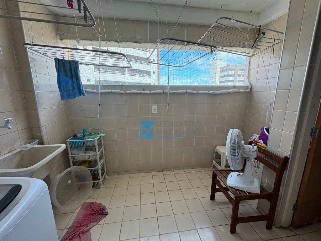 Apartamento à venda com 3 quartos, 139m² - Foto 6