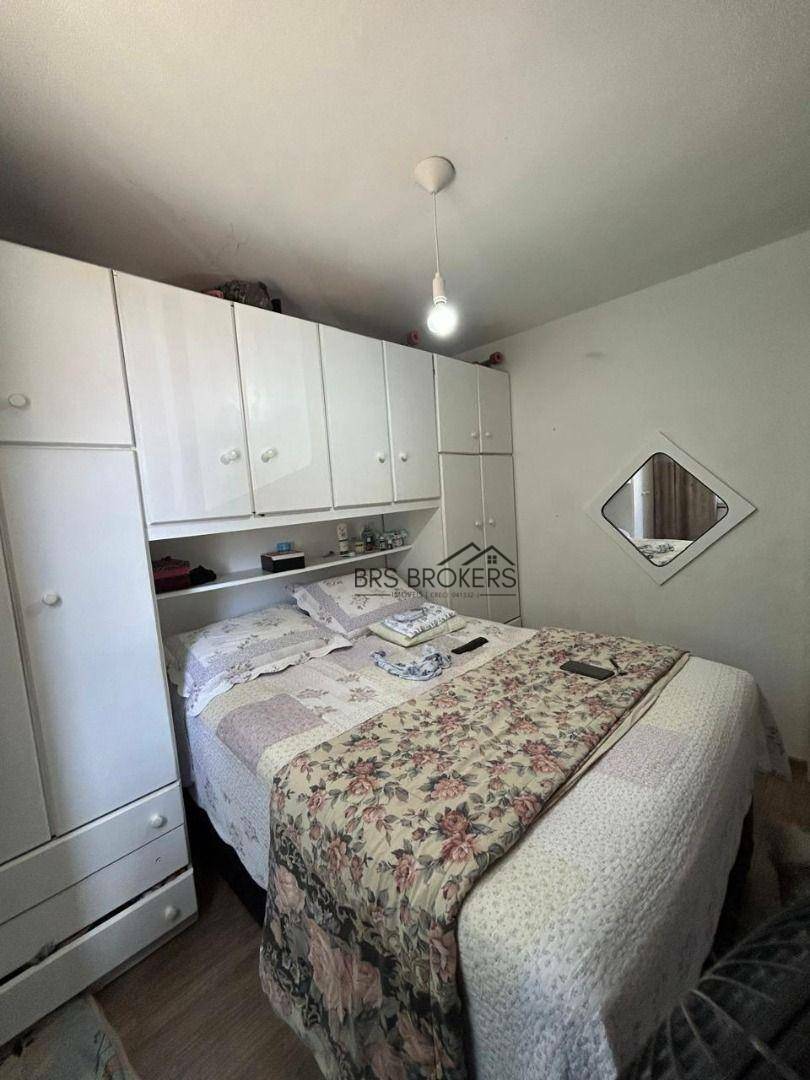 Apartamento à venda com 2 quartos, 45m² - Foto 12