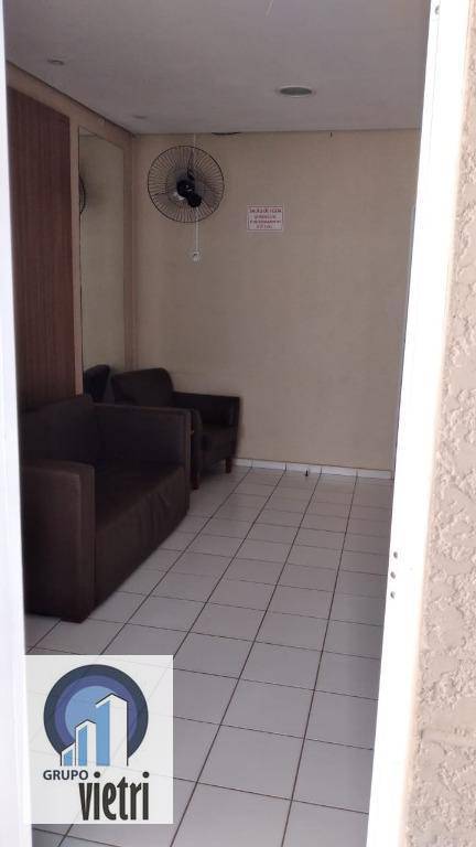 Apartamento à venda com 3 quartos, 62m² - Foto 2