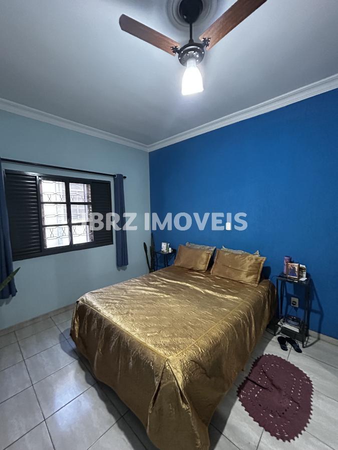 Casa para alugar com 5 quartos, 210m² - Foto 15