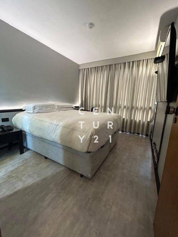 Apartamento para alugar com 1 quarto, 45m² - Foto 7