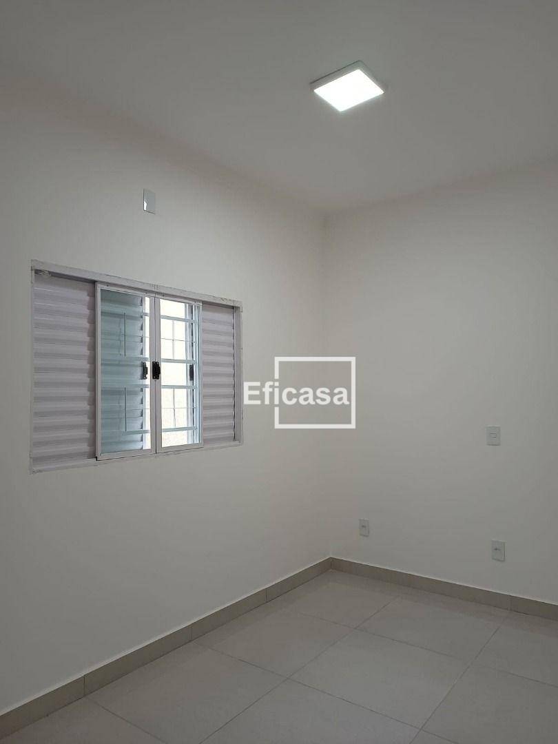 Casa à venda com 2 quartos, 56m² - Foto 10