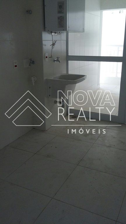 Apartamento à venda e aluguel com 3 quartos, 241m² - Foto 9