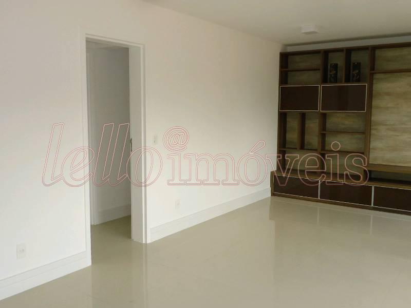 Apartamento para alugar com 3 quartos, 173m² - Foto 2