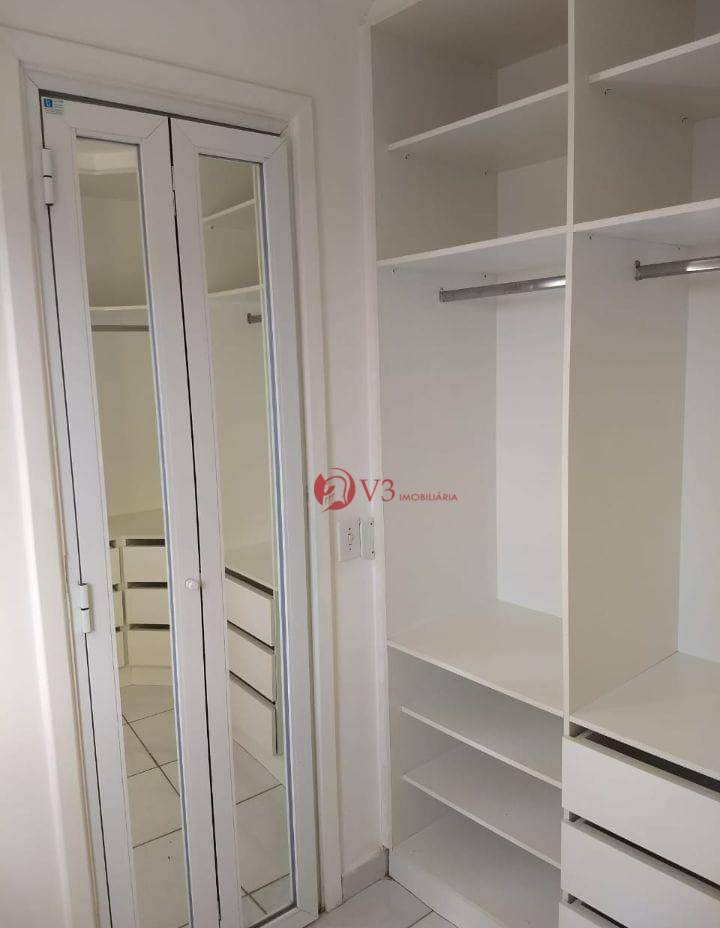 Apartamento à venda com 2 quartos, 70m² - Foto 11