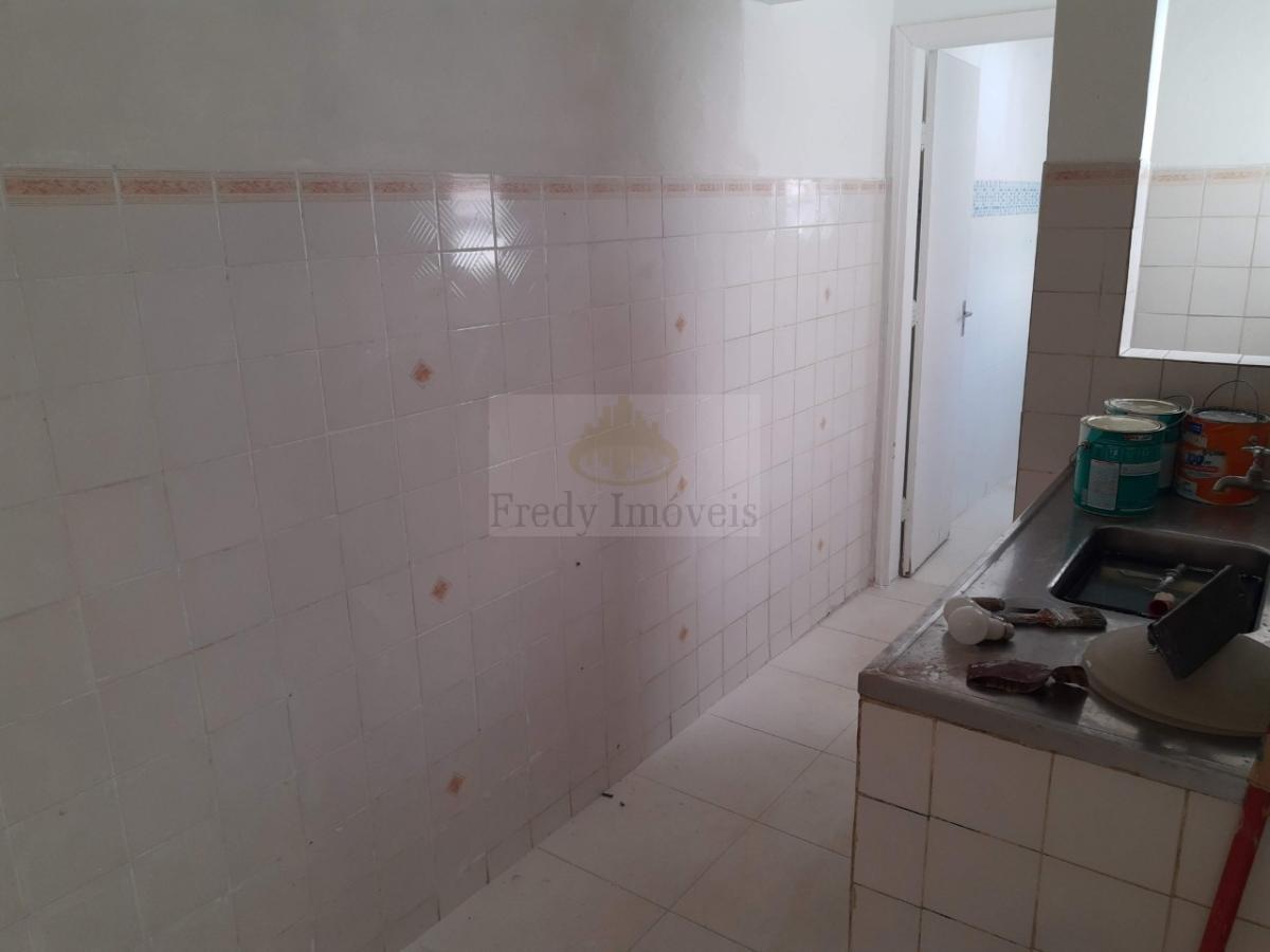 Apartamento à venda com 4 quartos, 188m² - Foto 32