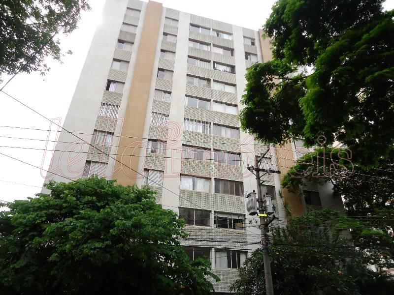 Apartamento para alugar com 3 quartos, 98m² - Foto 1