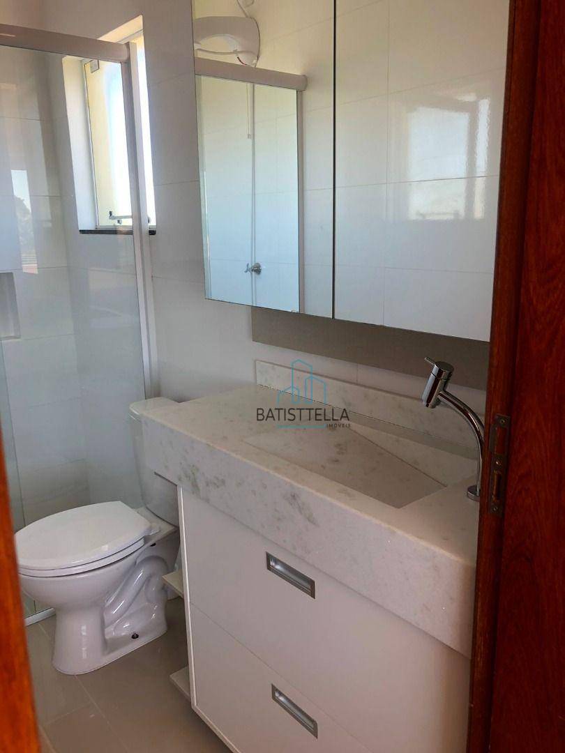 Apartamento à venda com 2 quartos, 70m² - Foto 17