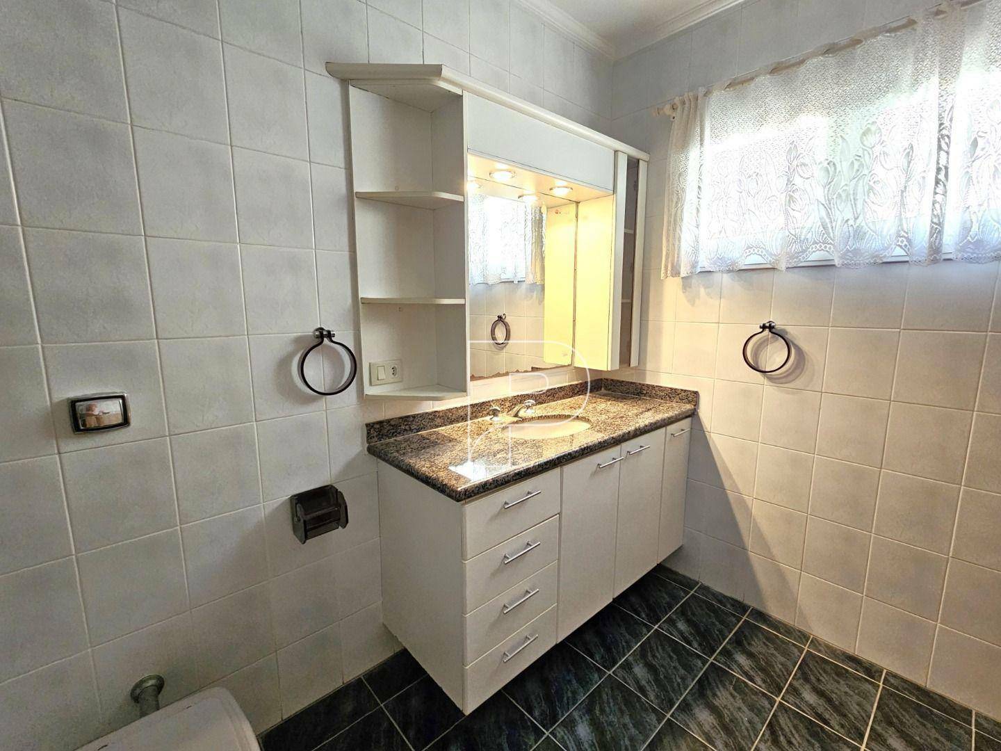 Casa de Condomínio à venda e aluguel com 4 quartos, 244m² - Foto 37