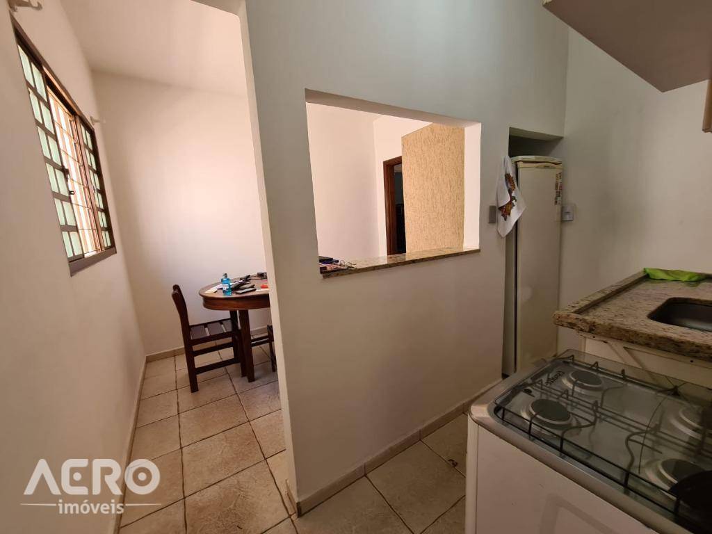 Casa à venda com 3 quartos, 160m² - Foto 15