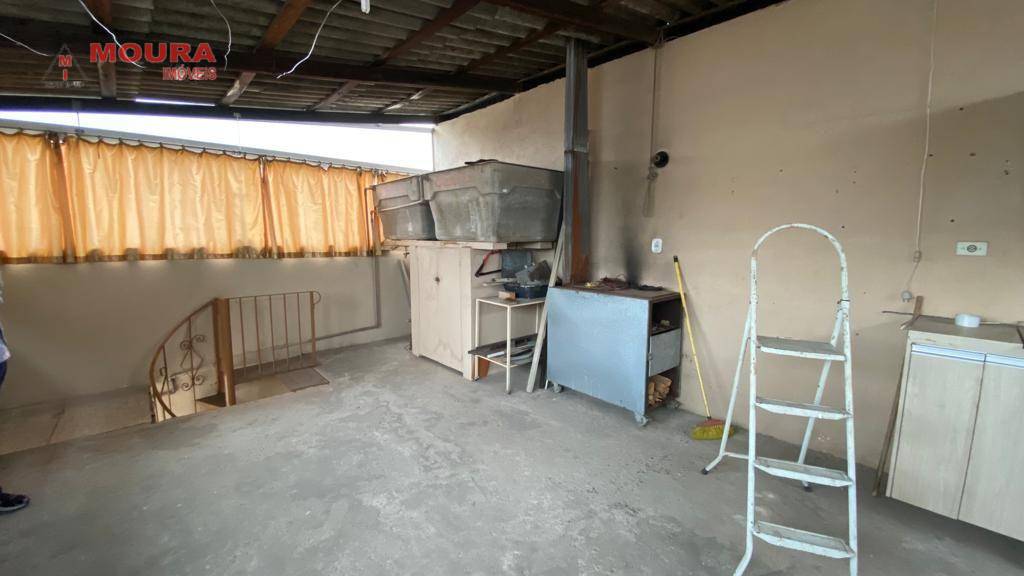 Sobrado à venda com 3 quartos, 300m² - Foto 34