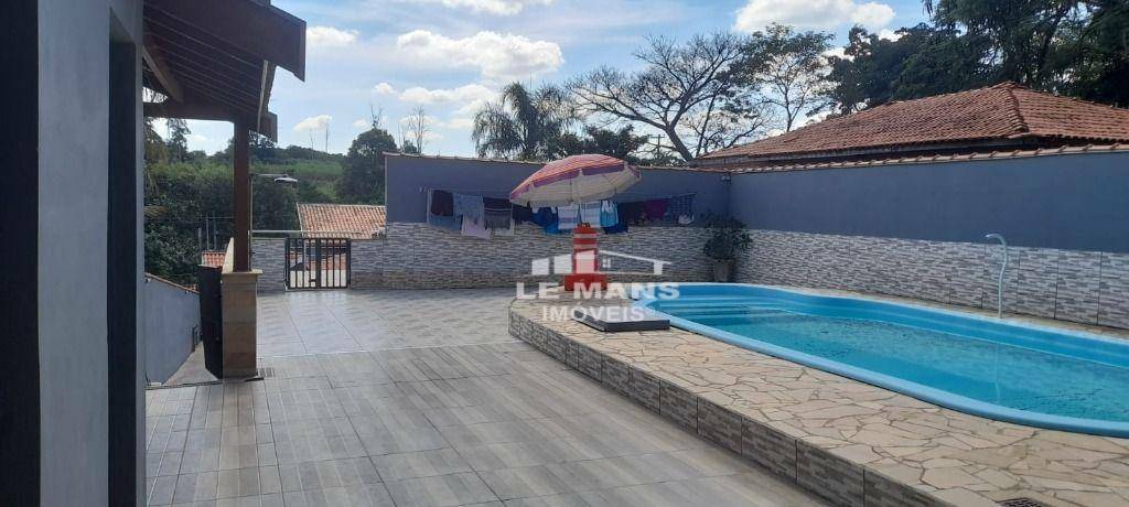 Chácara, 4 quartos, 715 m² - Foto 1