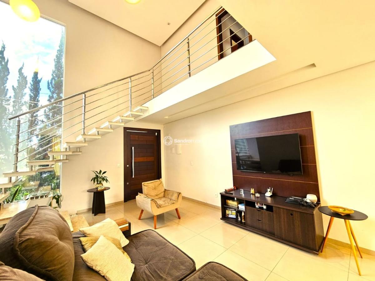 Casa à venda com 3 quartos, 200m² - Foto 14