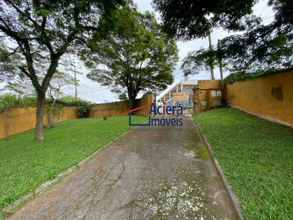 Casa de Condomínio para alugar com 5 quartos, 400m² - Foto 7