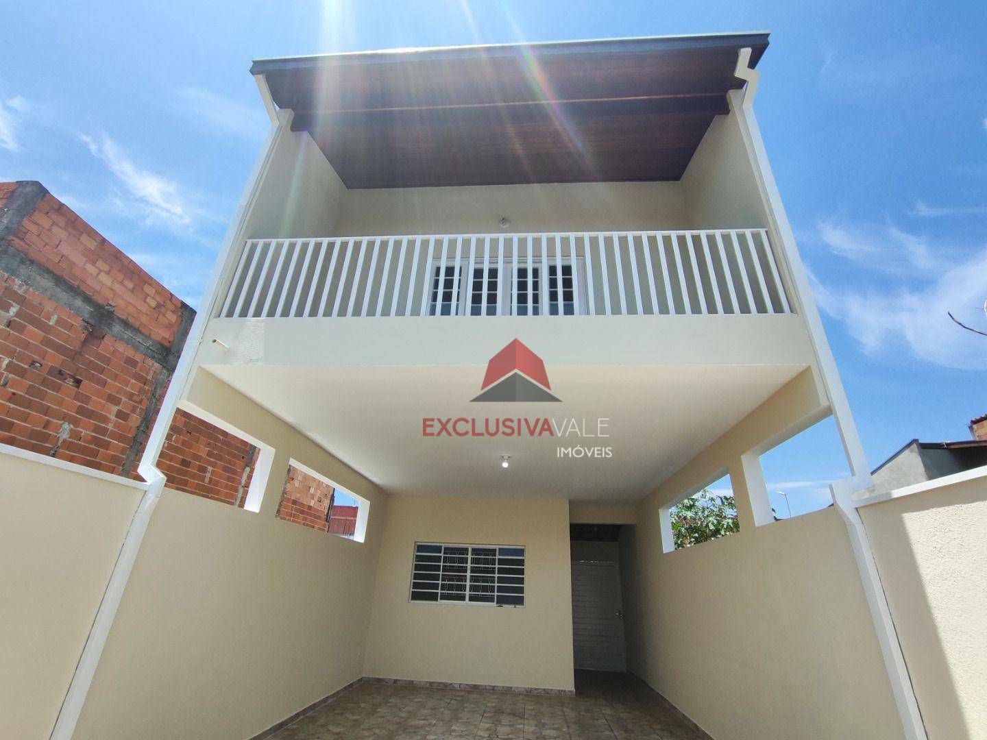 Casa à venda com 3 quartos, 195m² - Foto 1