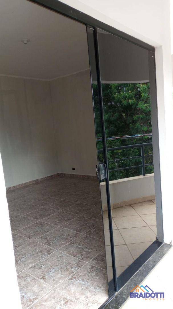 Casa à venda com 2 quartos, 130m² - Foto 9