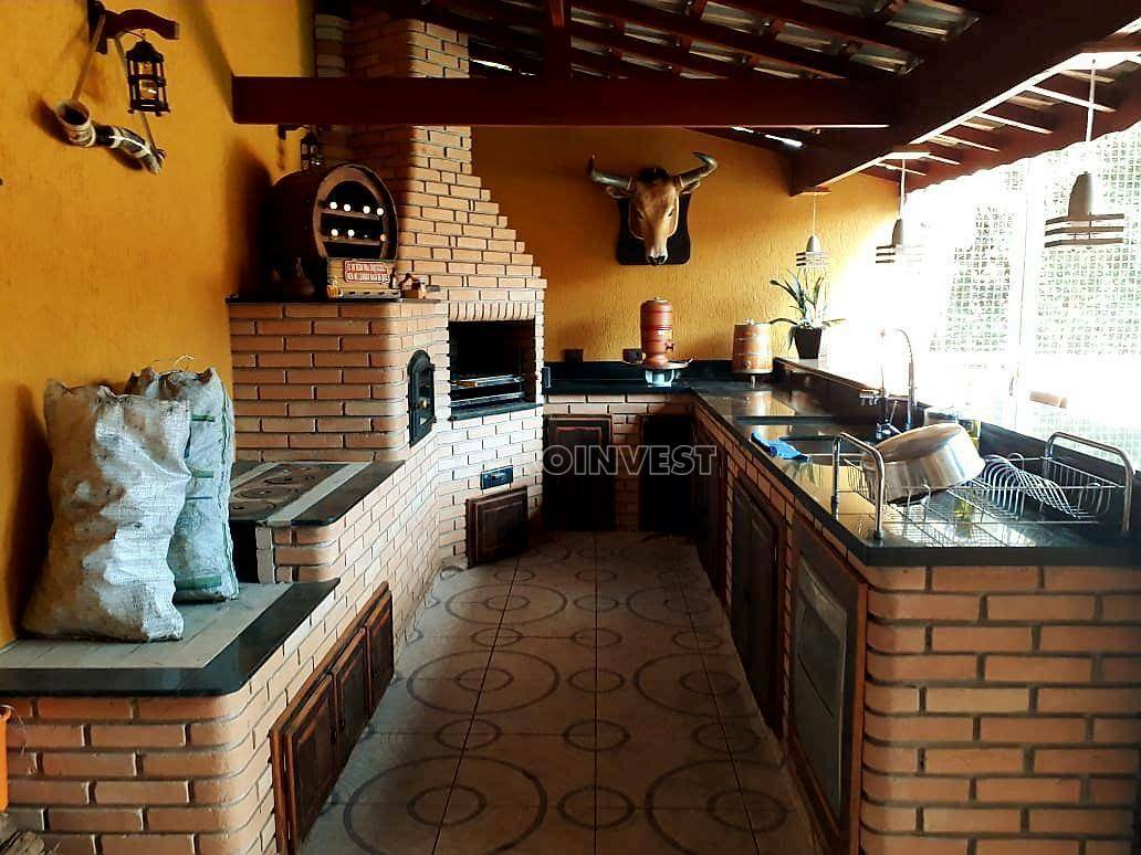 Casa de Condomínio à venda com 3 quartos, 250m² - Foto 15