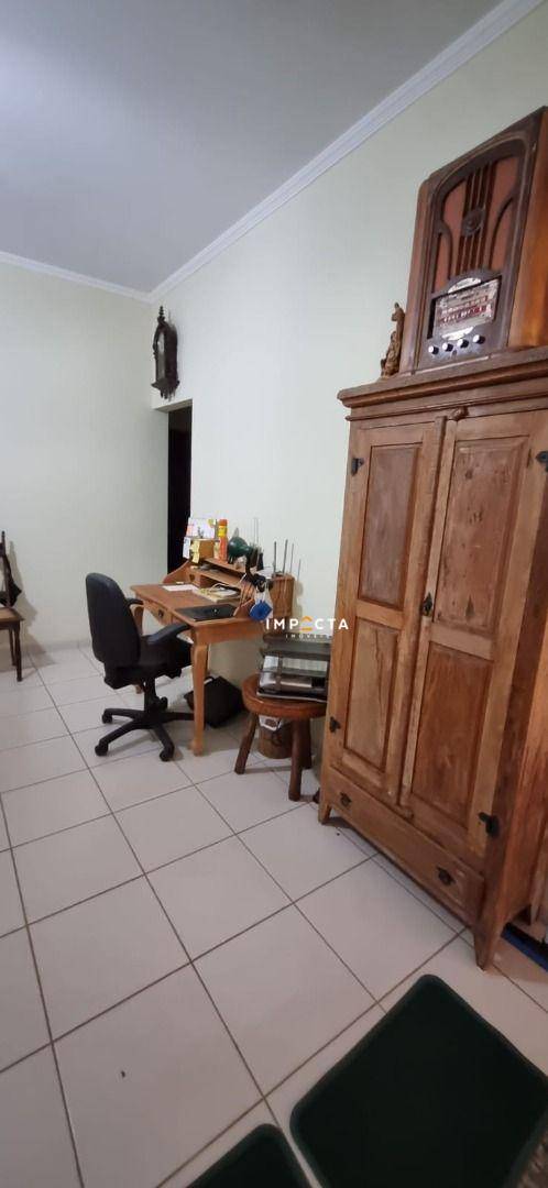 Chácara, 3 quartos, 2800 m² - Foto 2