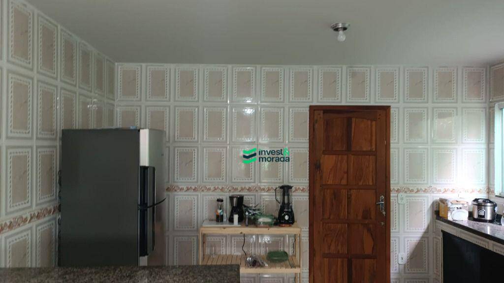 Casa para alugar com 2 quartos, 98m² - Foto 14
