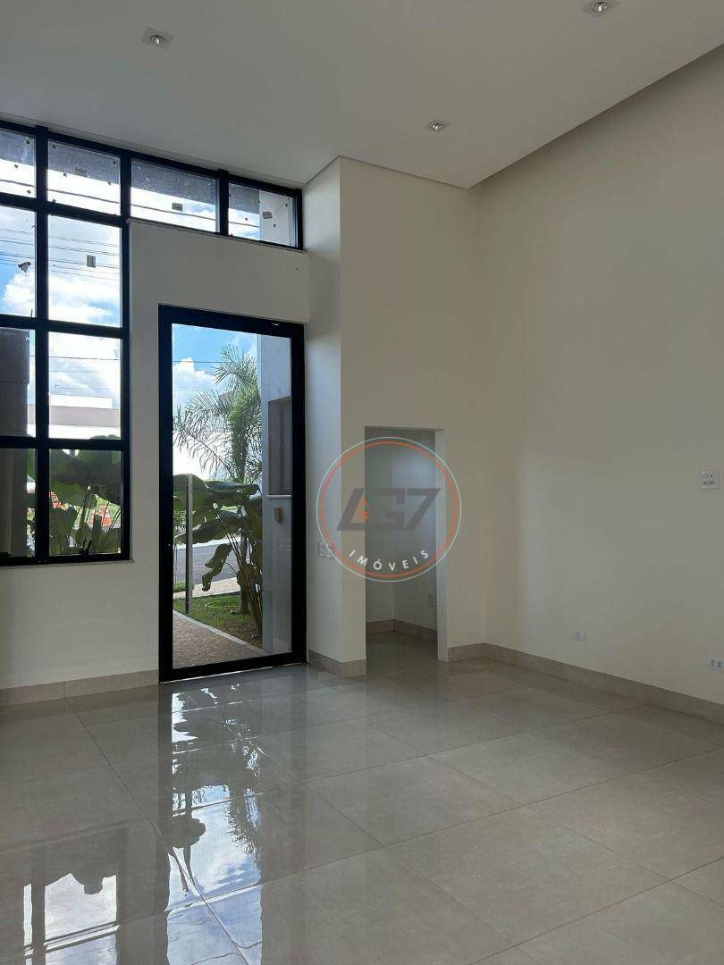 Casa de Condomínio à venda e aluguel com 3 quartos, 250M2 - Foto 4