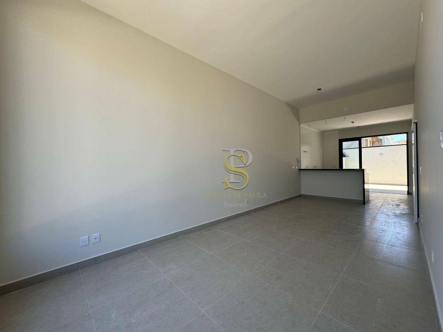 Casa à venda com 3 quartos, 96m² - Foto 18