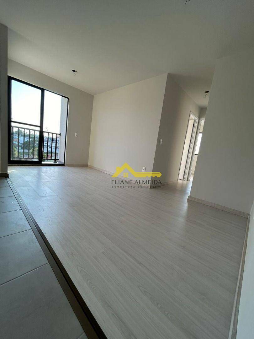 Apartamento à venda com 3 quartos, 58m² - Foto 1