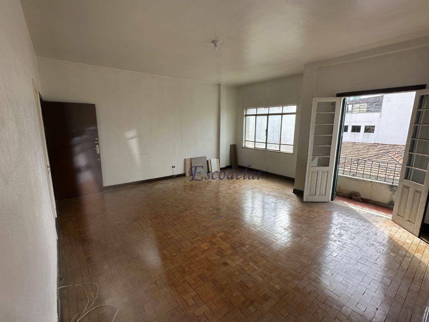 Apartamento à venda com 3 quartos, 135m² - Foto 1