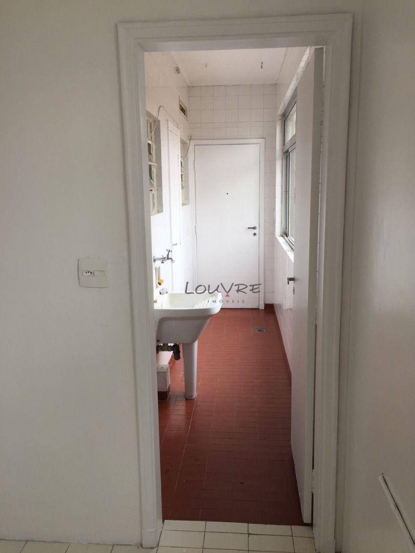 Apartamento à venda com 2 quartos, 100m² - Foto 17