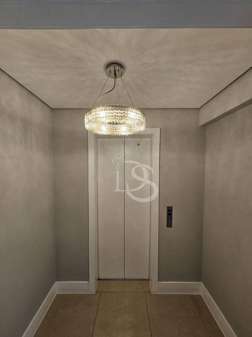 Apartamento, 3 quartos, 186 m² - Foto 2