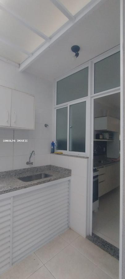 Casa à venda com 2 quartos, 71m² - Foto 4