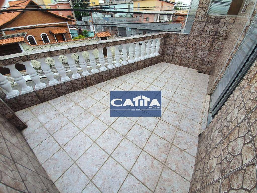 Sobrado à venda com 3 quartos, 120m² - Foto 1