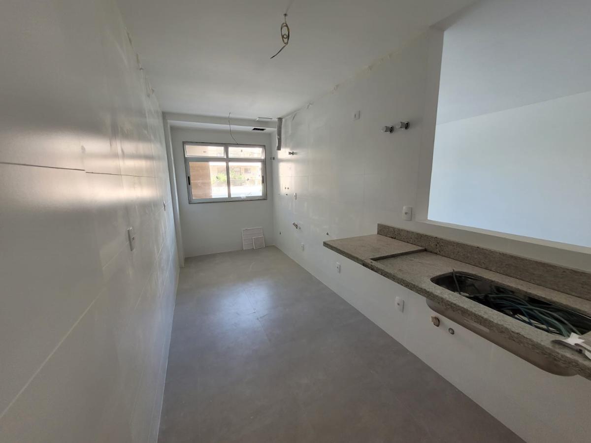 Apartamento à venda com 3 quartos, 109m² - Foto 8