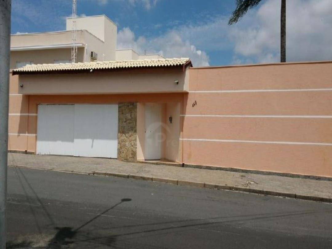 Casa à venda com 4 quartos, 344m² - Foto 2