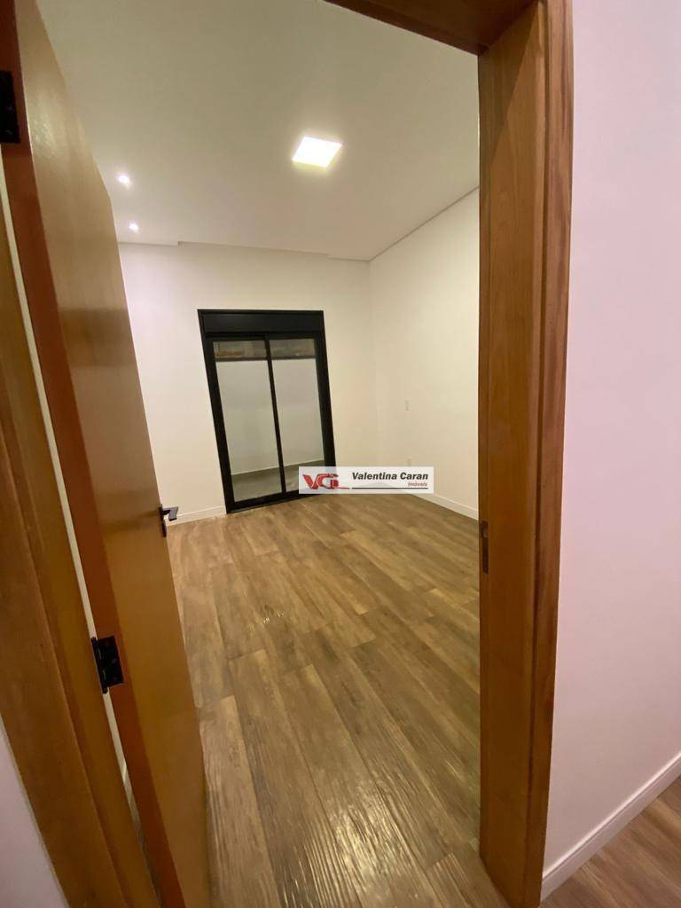 Casa de Condomínio à venda com 3 quartos, 196m² - Foto 5