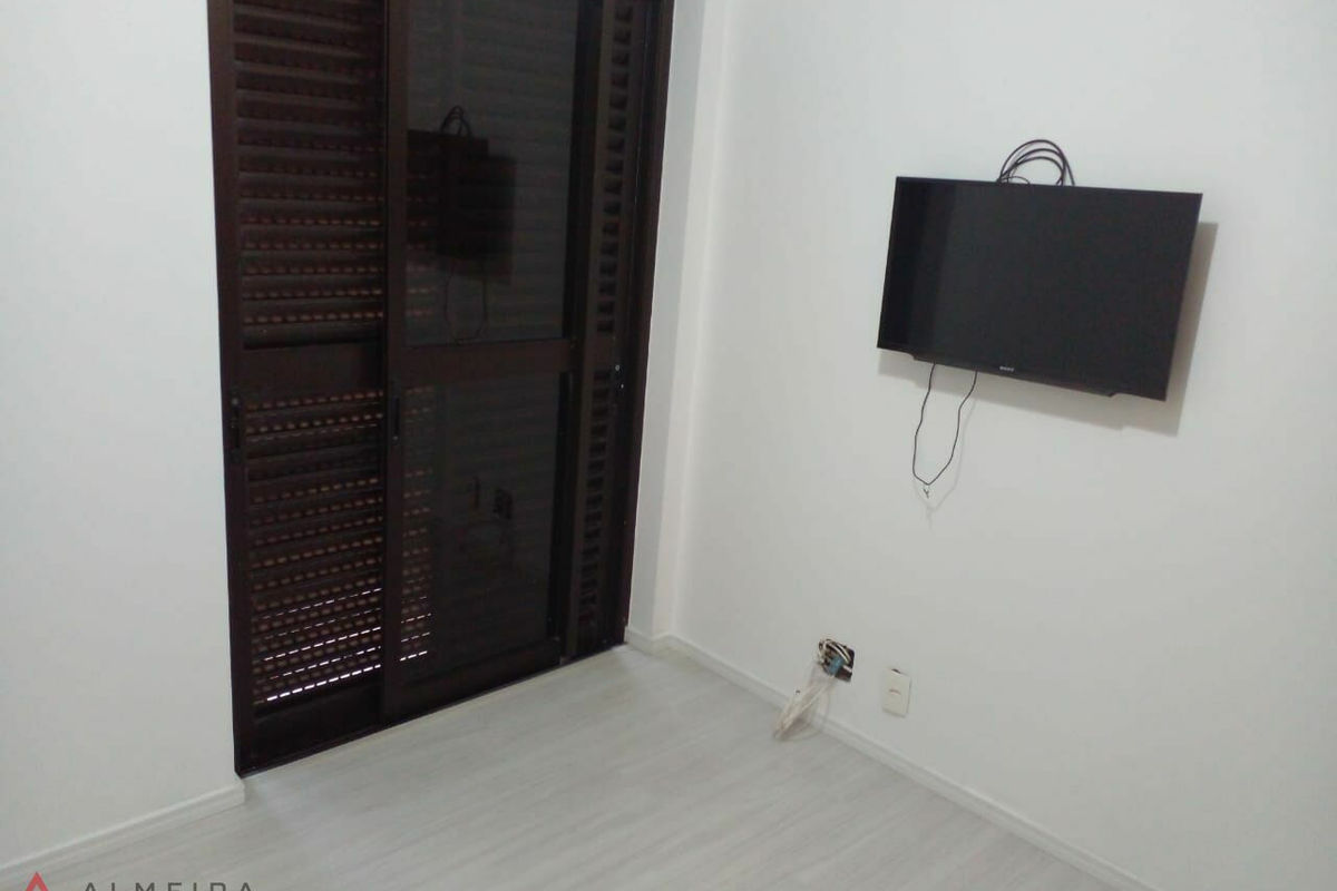 Apartamento à venda com 2 quartos, 63m² - Foto 7