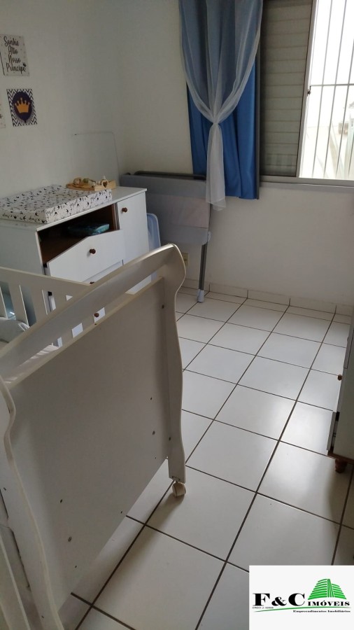 Apartamento à venda com 2 quartos, 45m² - Foto 1