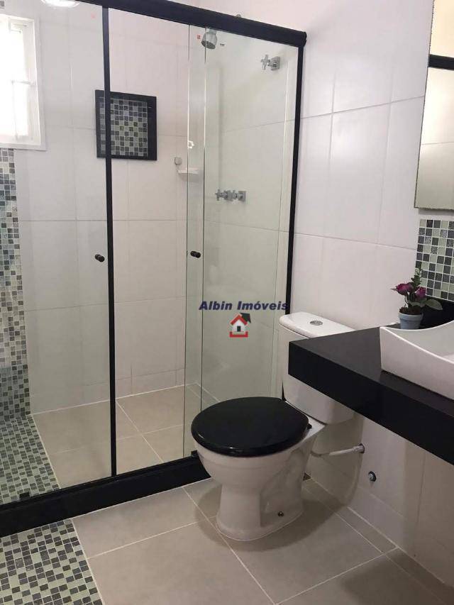 Casa à venda com 3 quartos, 142m² - Foto 16