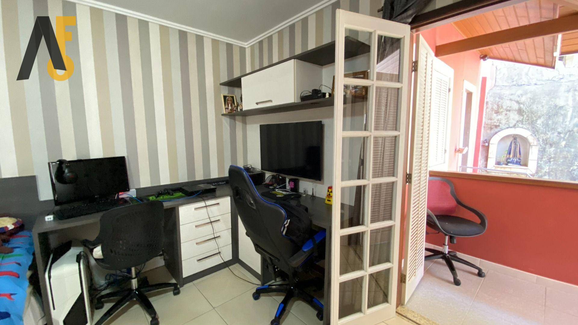 Casa de Condomínio à venda com 3 quartos, 259m² - Foto 34