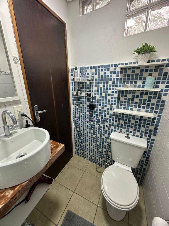 Sobrado à venda com 3 quartos, 180m² - Foto 17