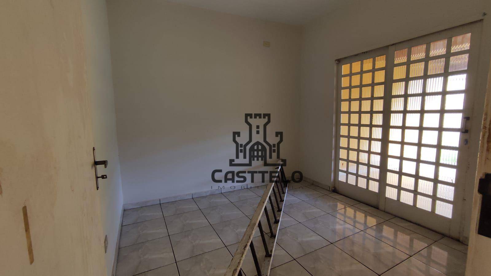 Casa à venda com 1 quarto, 55m² - Foto 3