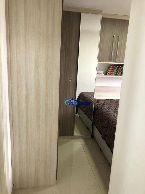 Apartamento à venda com 2 quartos, 60m² - Foto 17