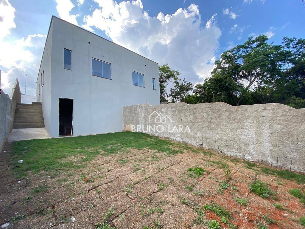 Casa à venda com 3 quartos, 75m² - Foto 29