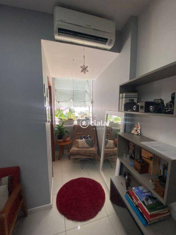 Apartamento à venda com 1 quarto, 60m² - Foto 13