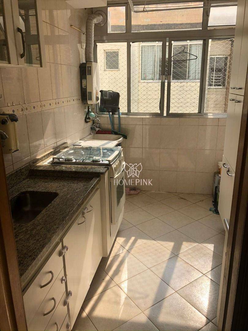 Apartamento à venda com 2 quartos, 70m² - Foto 12