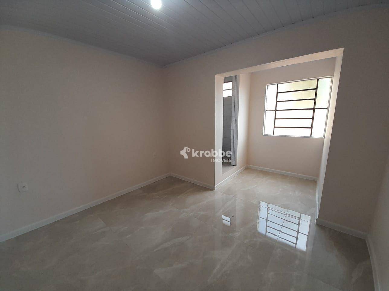 Casa de Condomínio para alugar com 3 quartos, 98m² - Foto 3