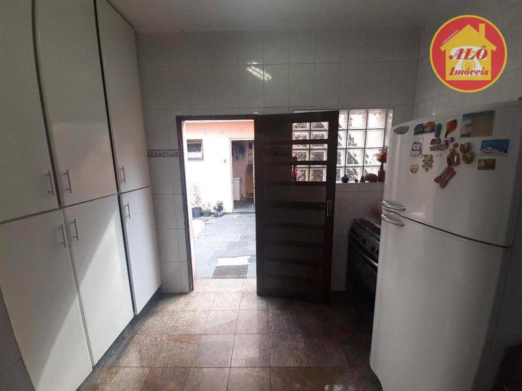 Sobrado à venda com 3 quartos, 130M2 - Foto 5